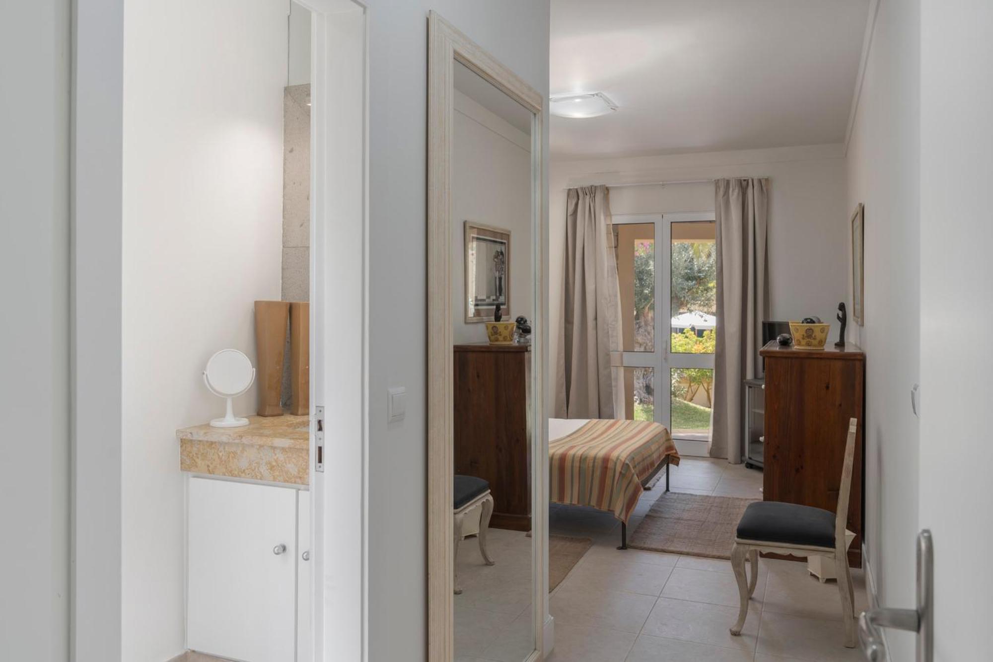 Holiday home Casa De Ferias By An Island Porto Santo