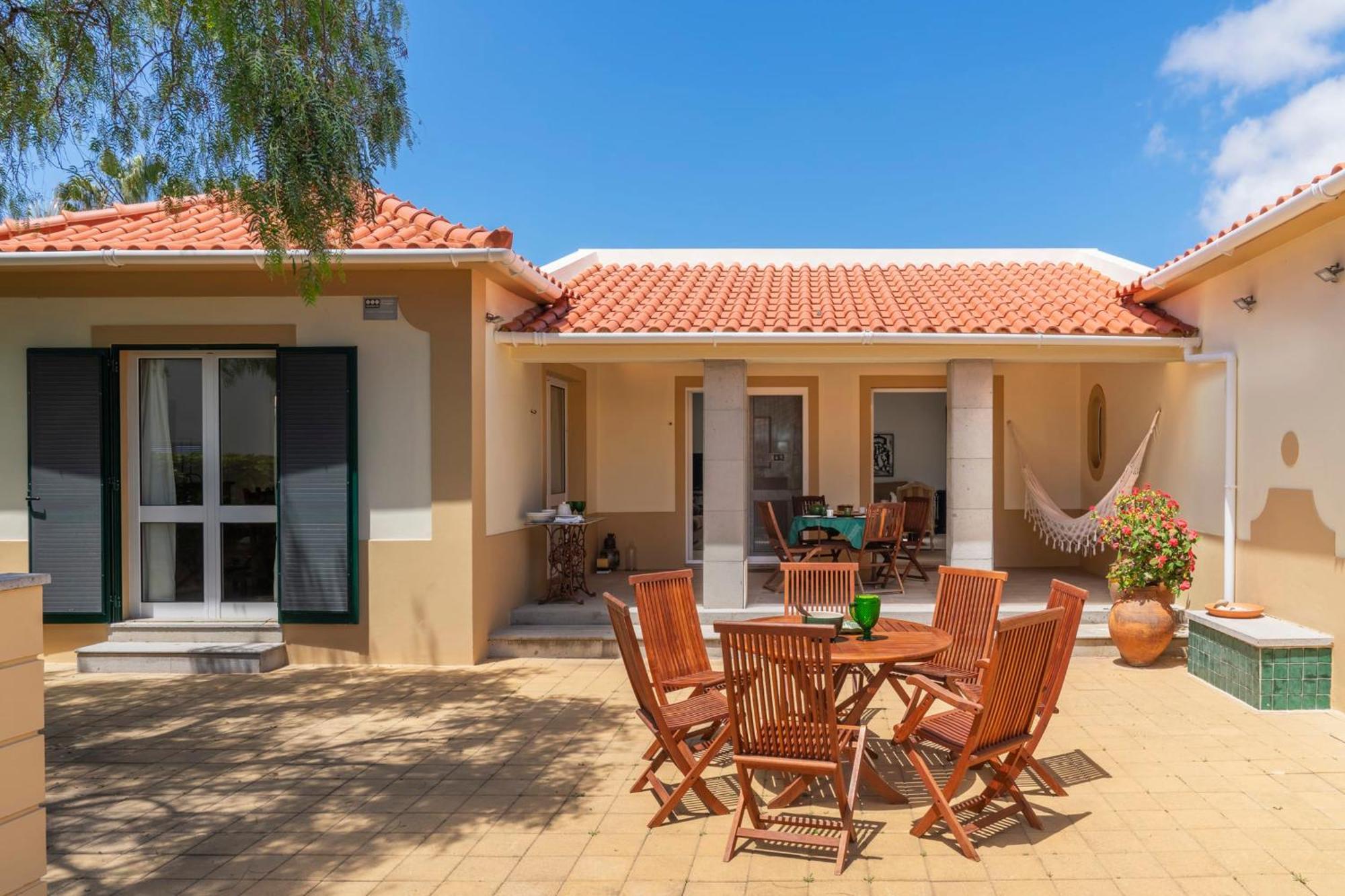 Holiday home Casa De Ferias By An Island Porto Santo